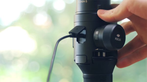 مقایسه ی استابلایزر Zhiyun Crane 3 و DJI Ronin S