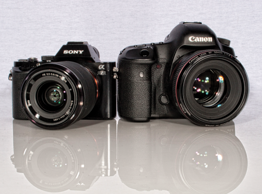 تفاوت دوربین بدون آینه و DSLR